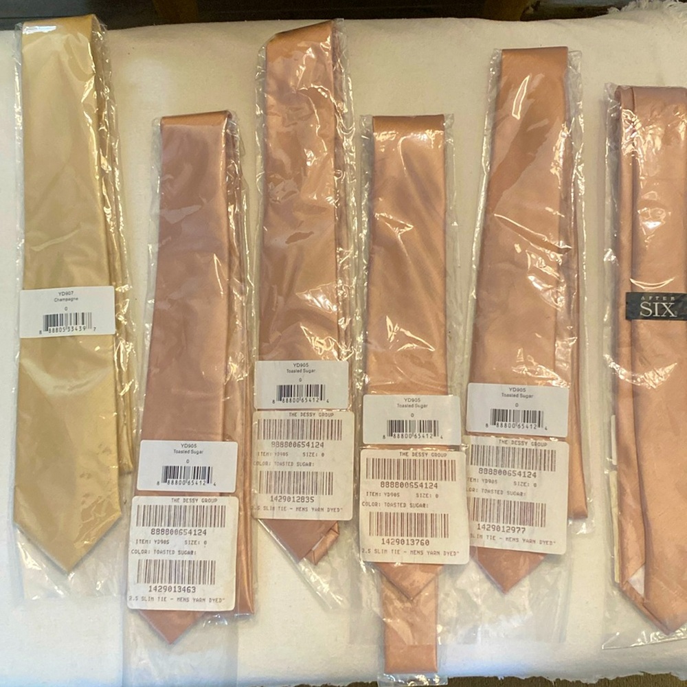 After Six/2.5 slim Tie /item YD905/ color toasted sugar and champagne
